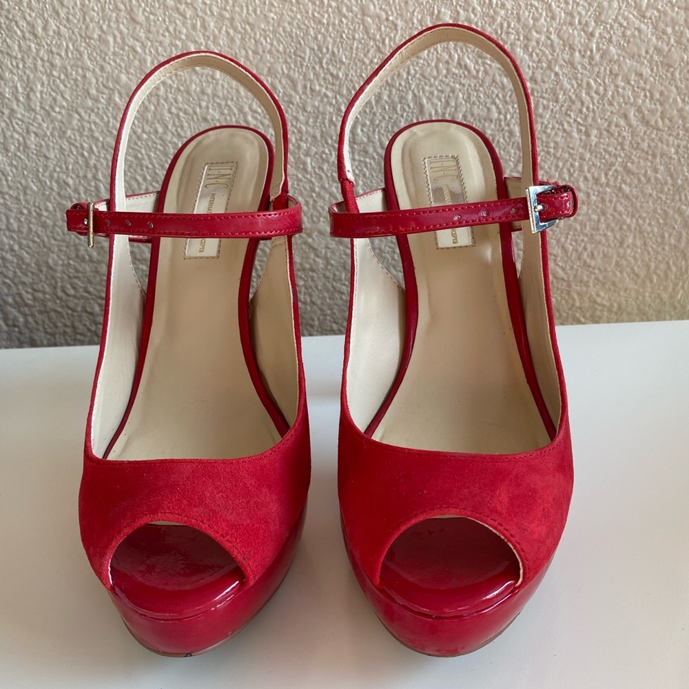 Like new spicy red ankle strap heels | size 7.5